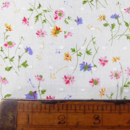 130CM REMNANT Dressmaking Ditsy Floral Swiss Knot Cotton